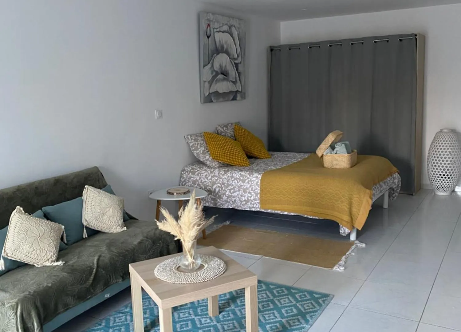 Studio Quartier Calme Marseille France